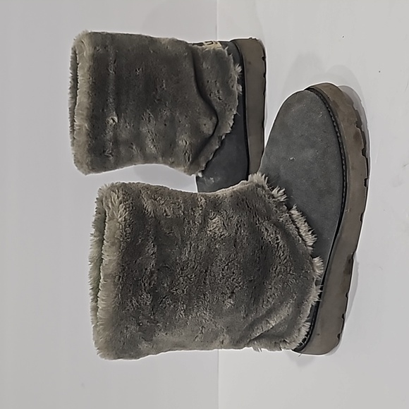 Ugg Australia Boots Grey mid calf Size 7 - Picture 2 of 12